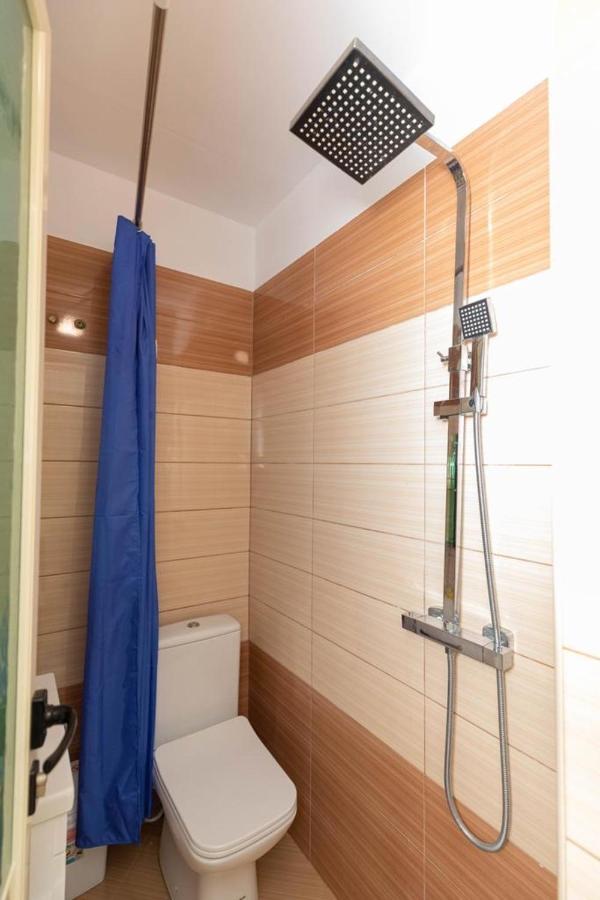 Premier Guest House Влёра Экстерьер фото